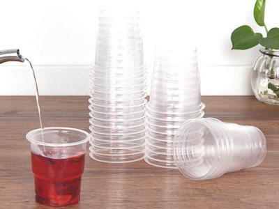 plastične čaše   8